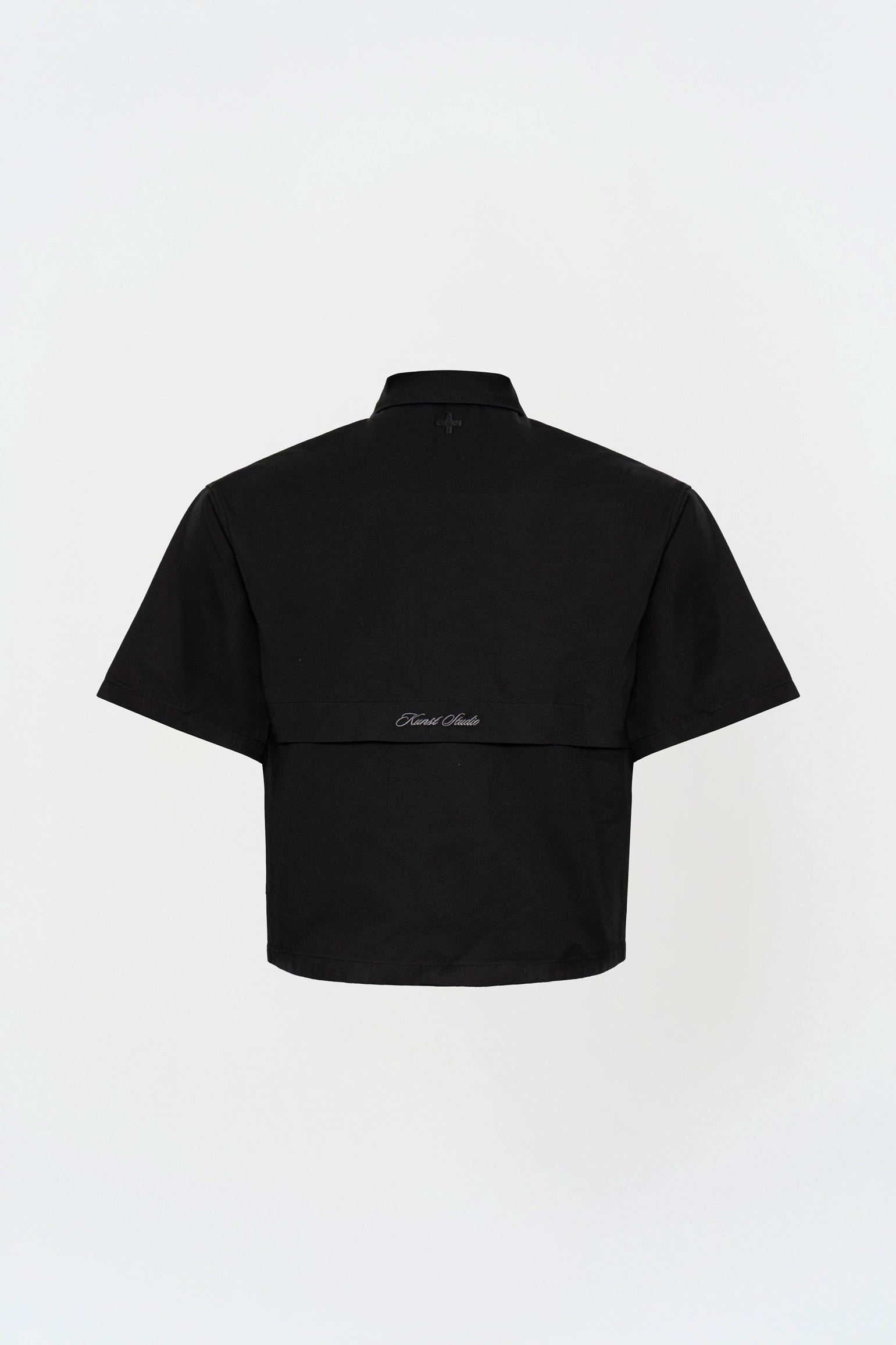 Siyah Box Fit Kısa Kollu Teknik Gömlek