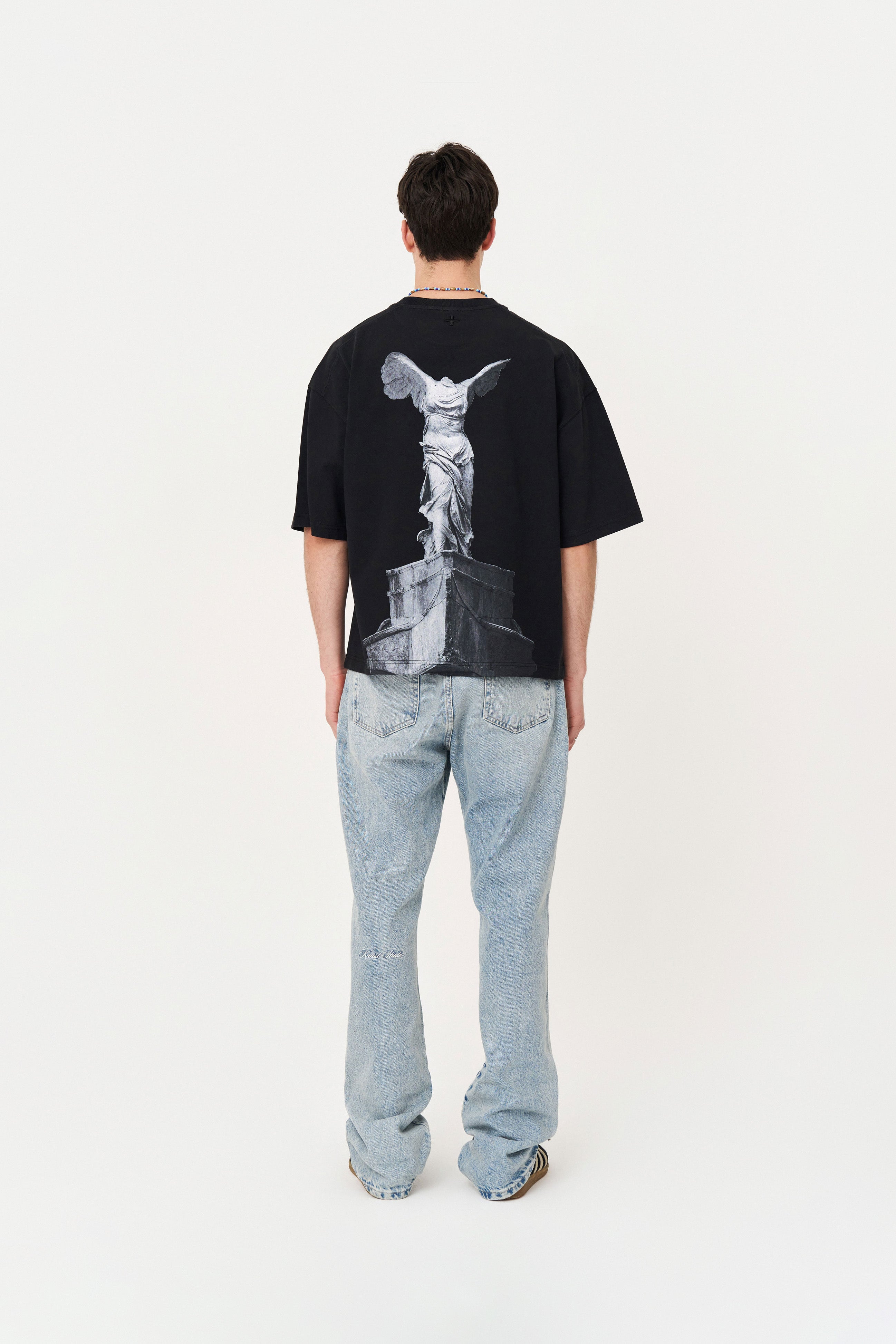 Kısa Kollu Heykel Baskılı Box Fit Siyah T-Shirt