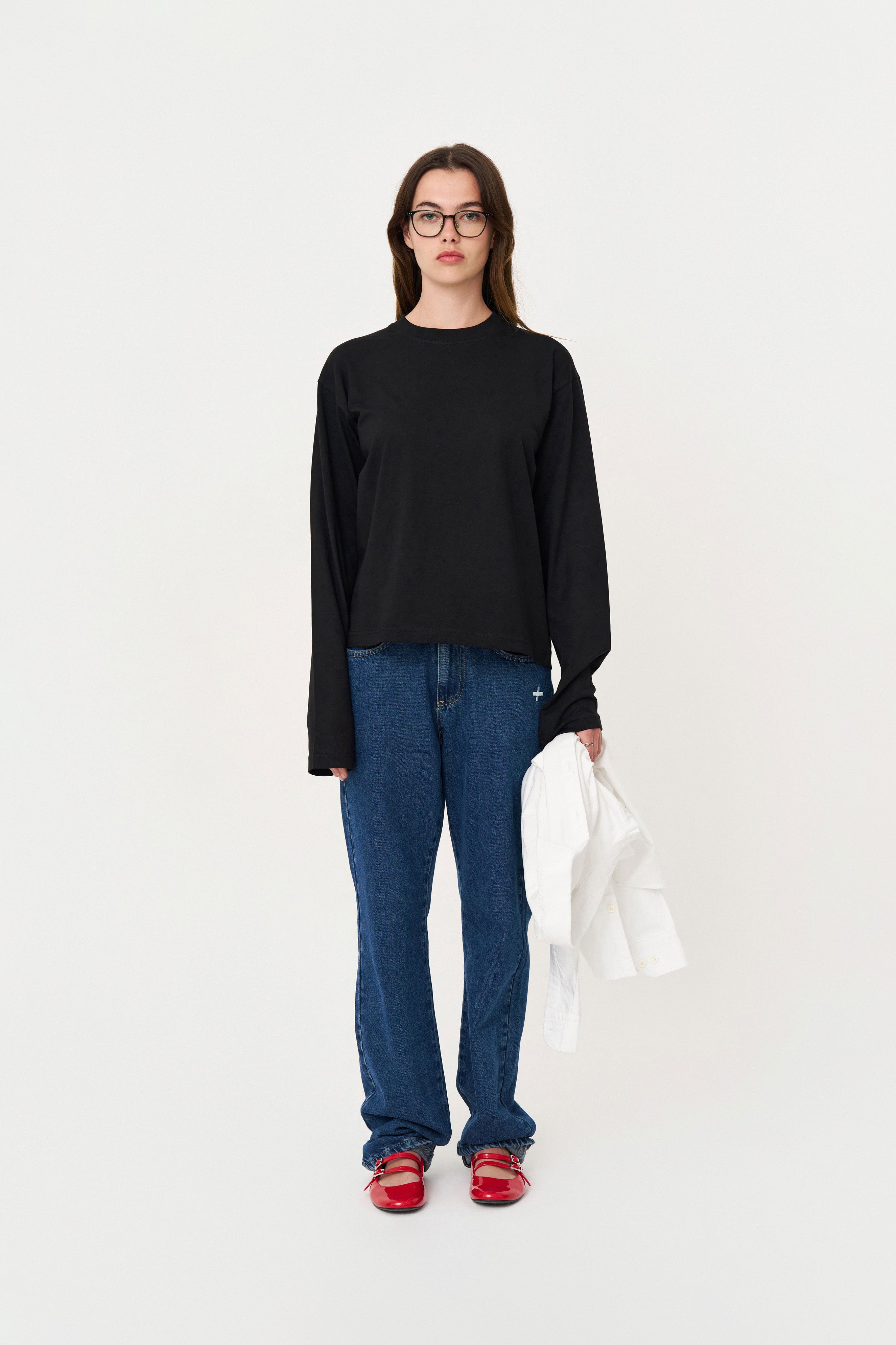 Uzun Kollu Nakışlı Oversize Siyah T-Shirt