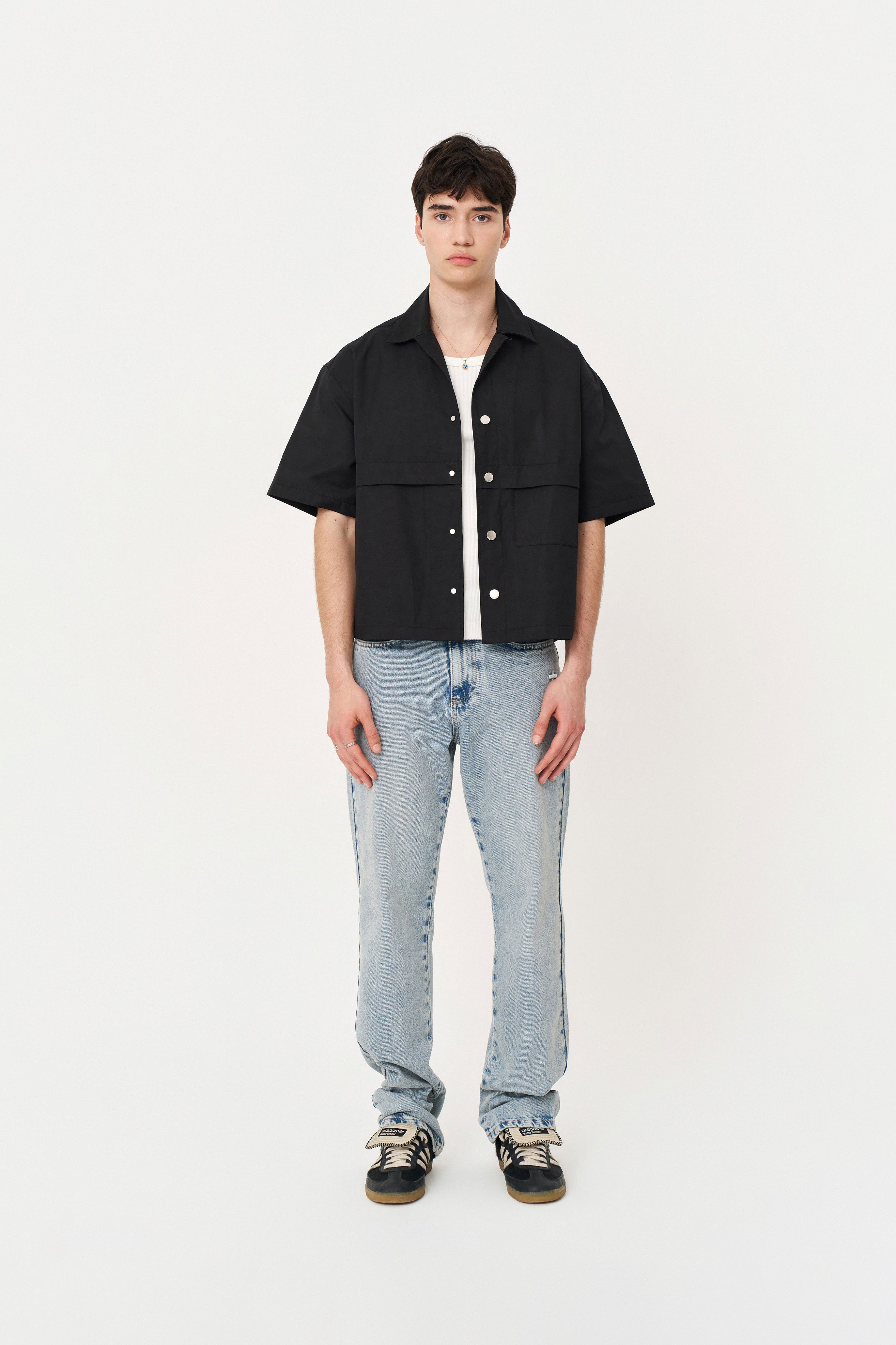 Siyah Box Fit Kısa Kollu Teknik Gömlek