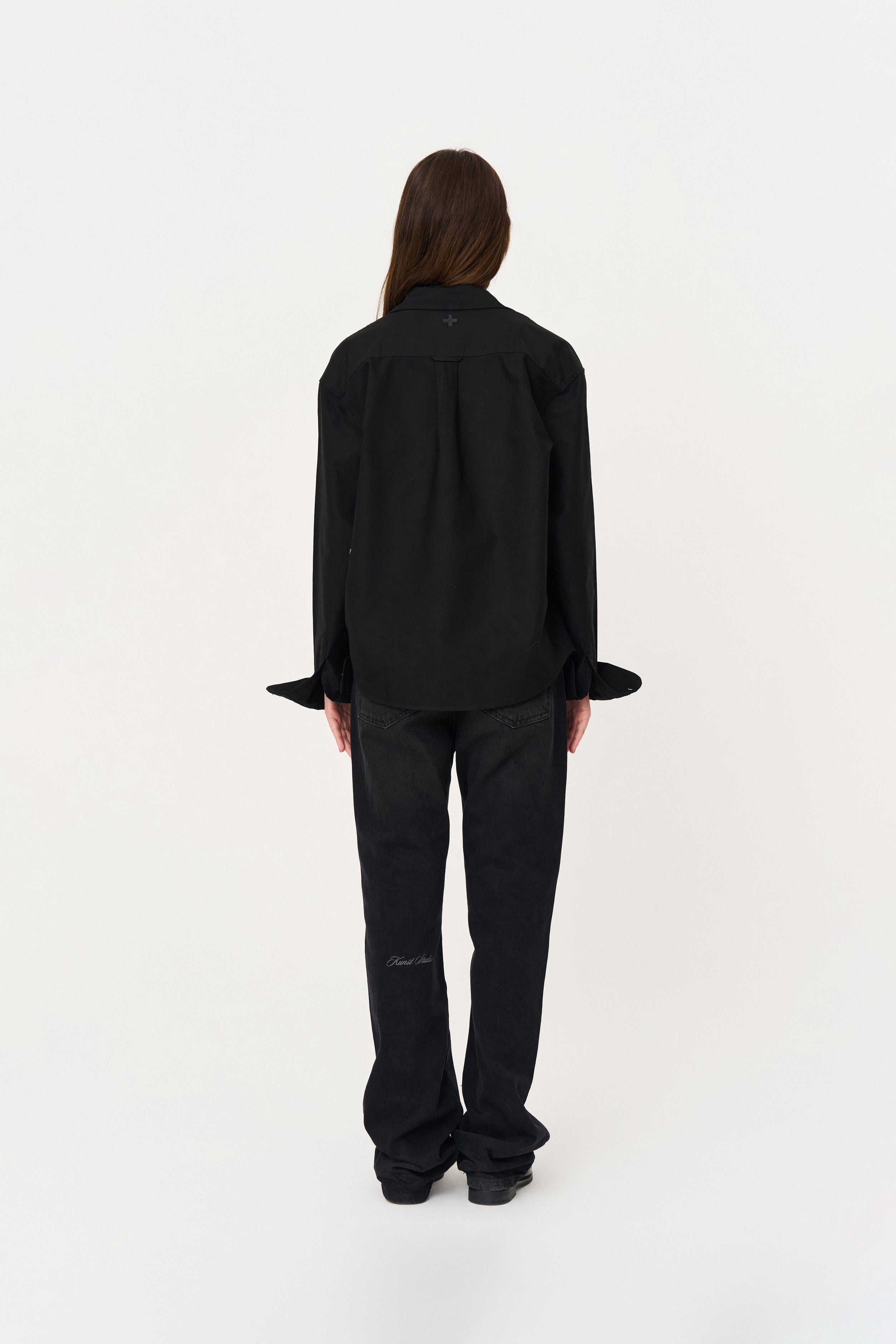 Box Fit Nakışlı Siyah Gömlek