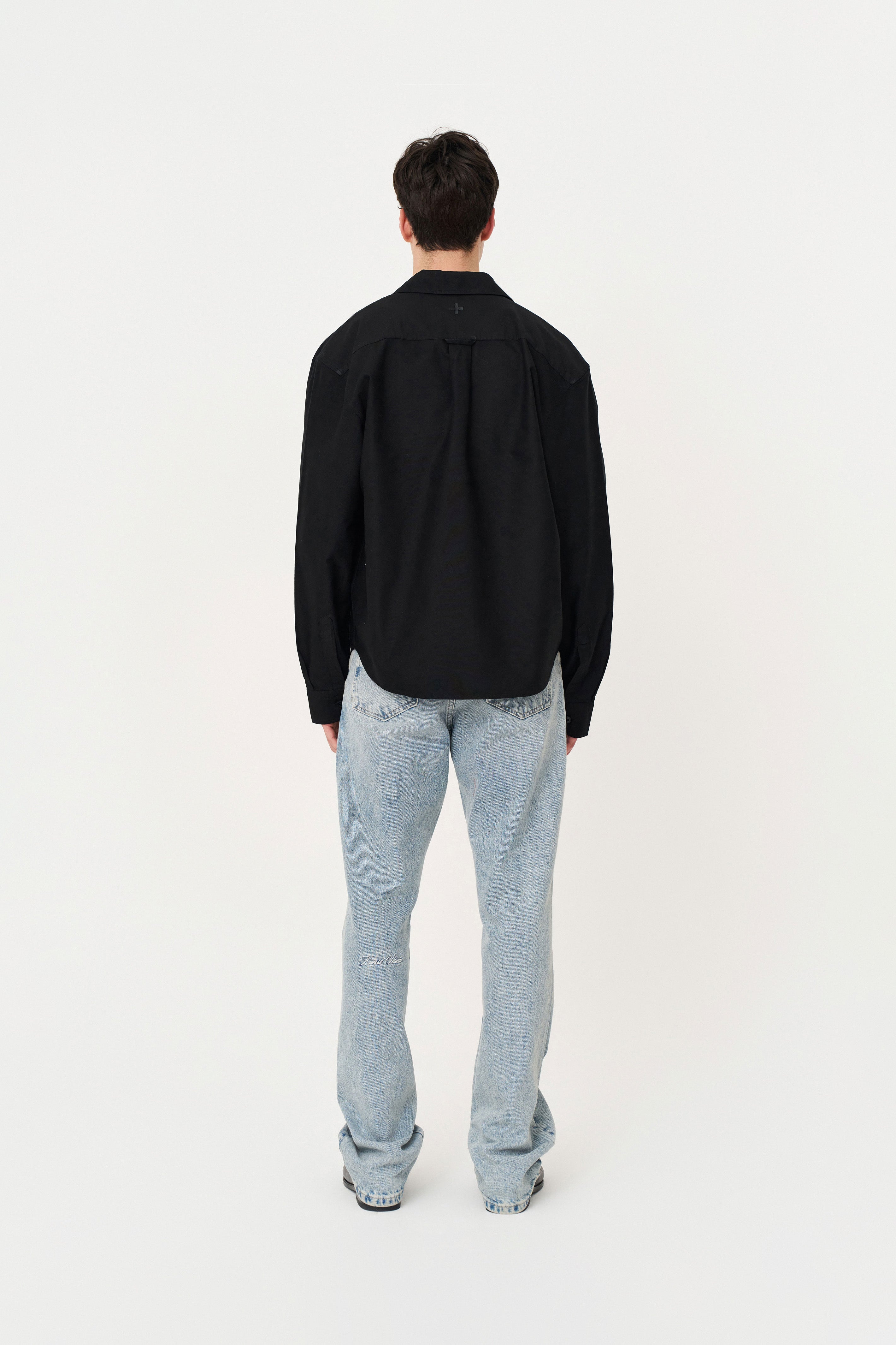 Box Fit Nakışlı Siyah Gömlek