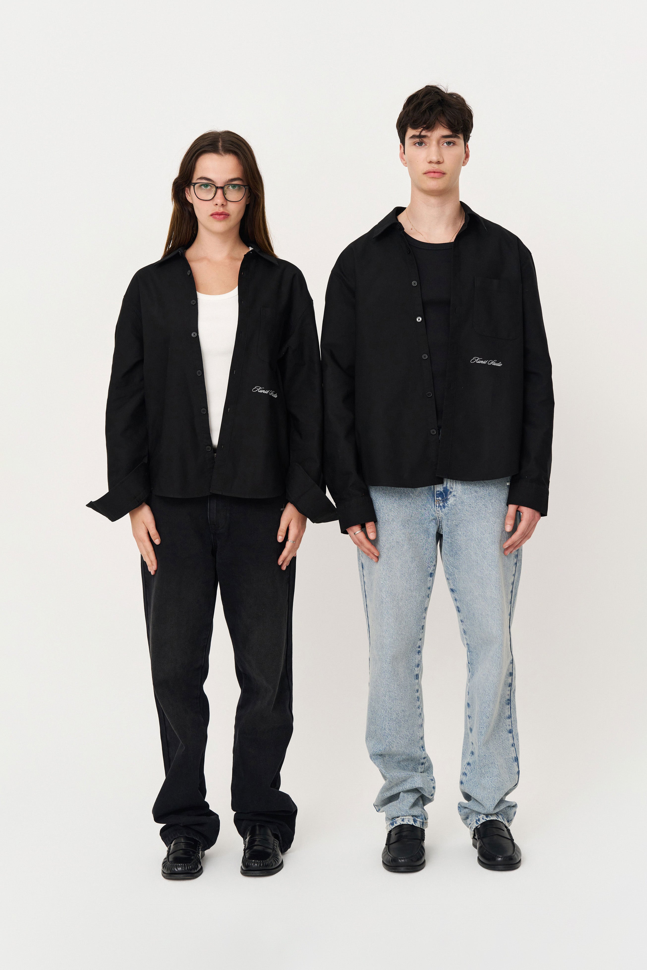 Box Fit Nakışlı Siyah Gömlek